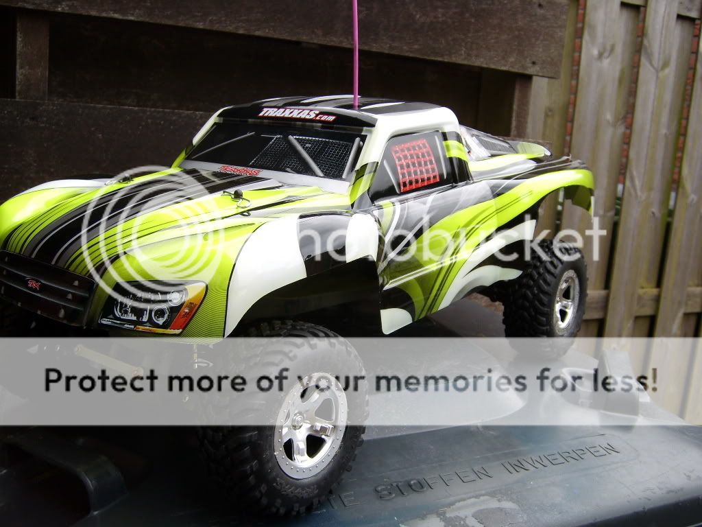 SL731102.jpg