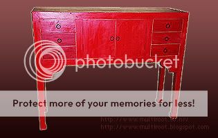 http://i588.photobucket.com/albums/ss328/erwe16/almari-merah-tidur.jpg